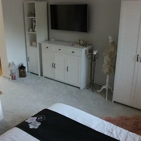 Soukrome Luxusni Ubytovani Apartman 39m2 아파트 Česká Lípa